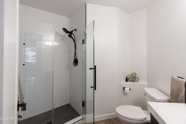 6735 E GELDING Drive, Scottsdale, AZ 85254