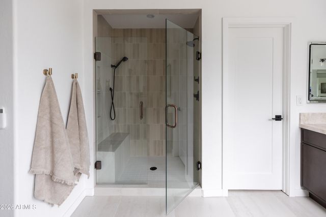 6735 E GELDING Drive, Scottsdale, AZ 85254