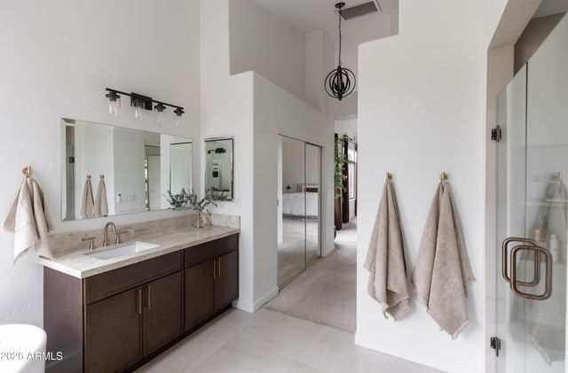 6735 E GELDING Drive, Scottsdale, AZ 85254