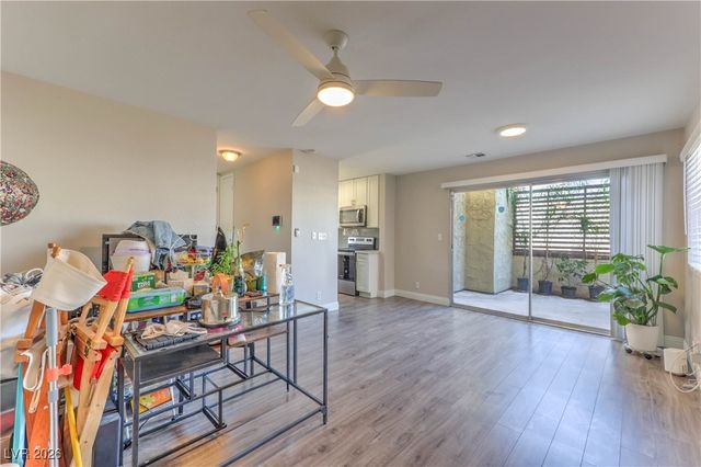 5015 Spencer Street C, Las Vegas, NV 89119