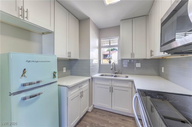 5015 Spencer Street C, Las Vegas, NV 89119