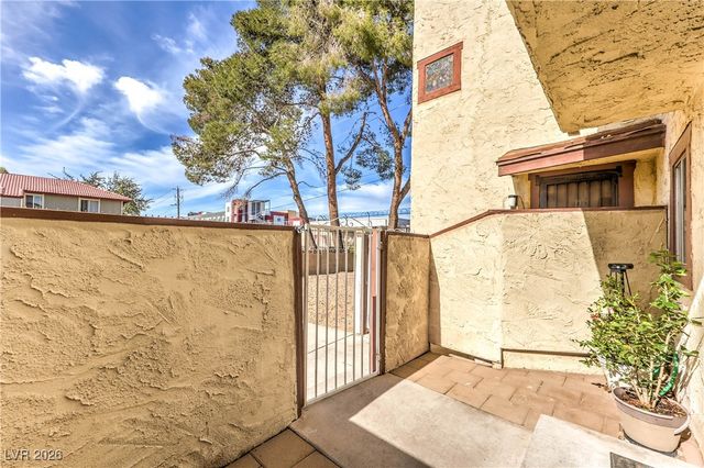 5015 Spencer Street C, Las Vegas, NV 89119