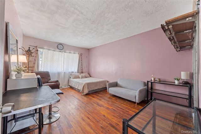 627 Commonwealth Avenue, Bronx, NY 10473