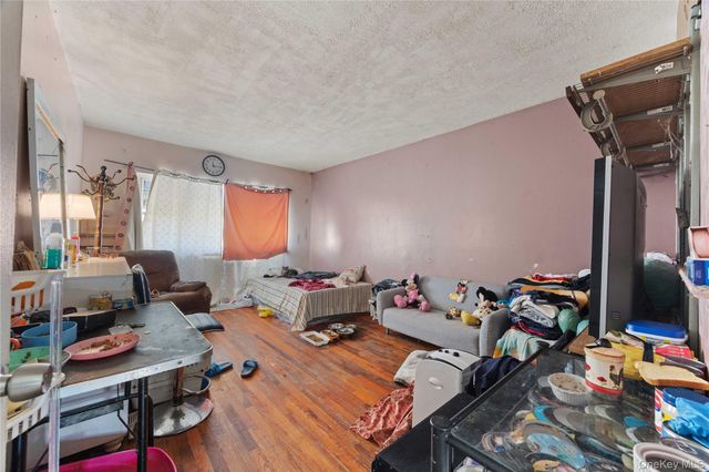 627 Commonwealth Avenue, Bronx, NY 10473