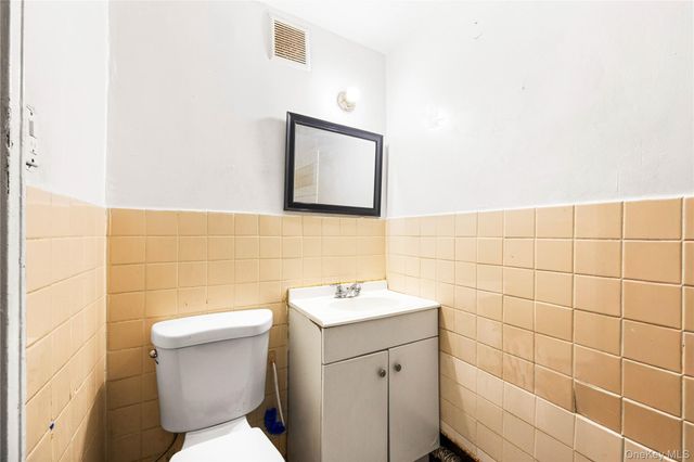 627 Commonwealth Avenue, Bronx, NY 10473