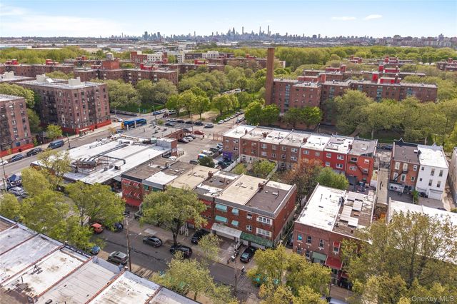 627 Commonwealth Avenue, Bronx, NY 10473