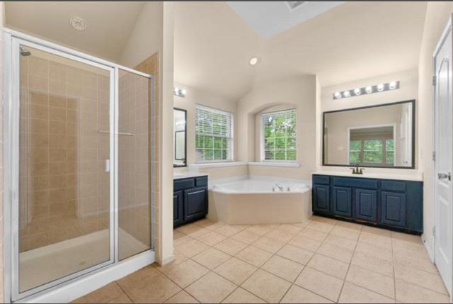 1801 Sharpsbury Drive, Euless, TX 76040