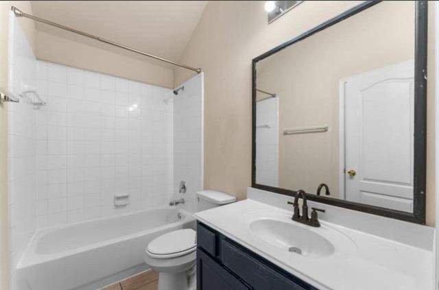 1801 Sharpsbury Drive, Euless, TX 76040