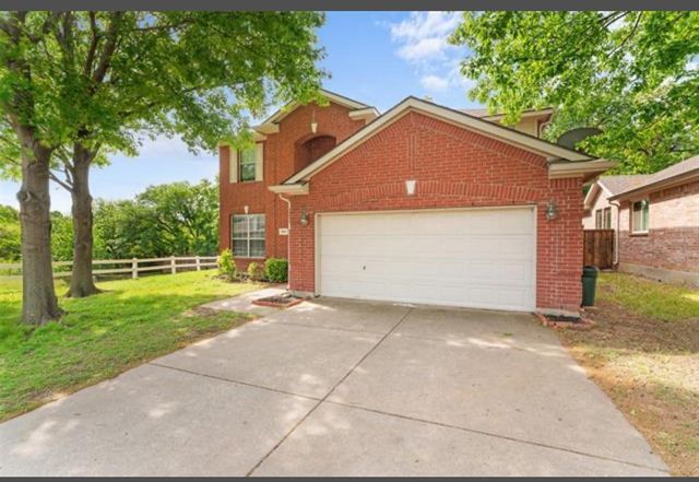 1801 Sharpsbury Drive, Euless, TX 76040