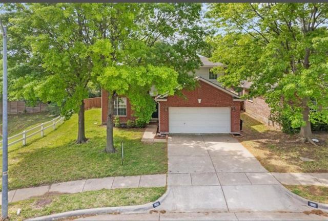 1801 Sharpsbury Drive, Euless, TX 76040