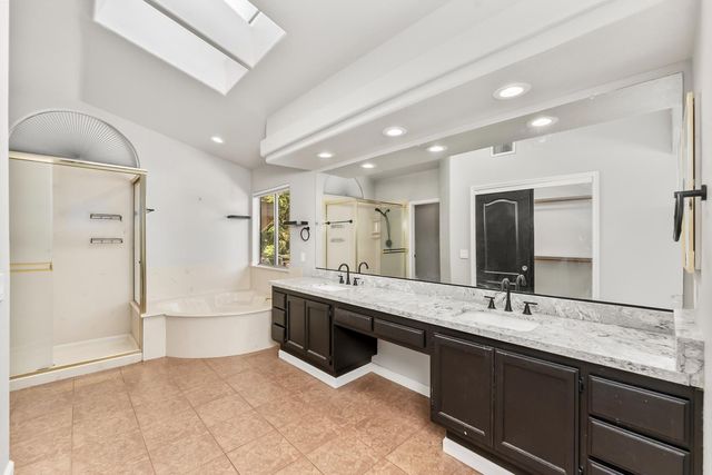 340 N Lexington Dr, Folsom, CA 95630