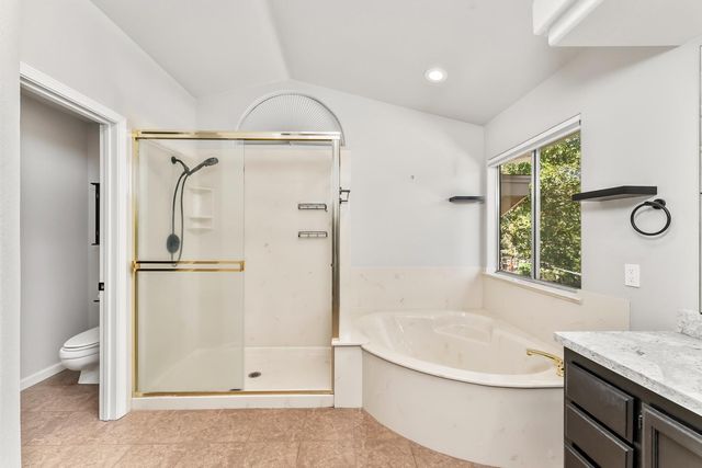 340 N Lexington Dr, Folsom, CA 95630