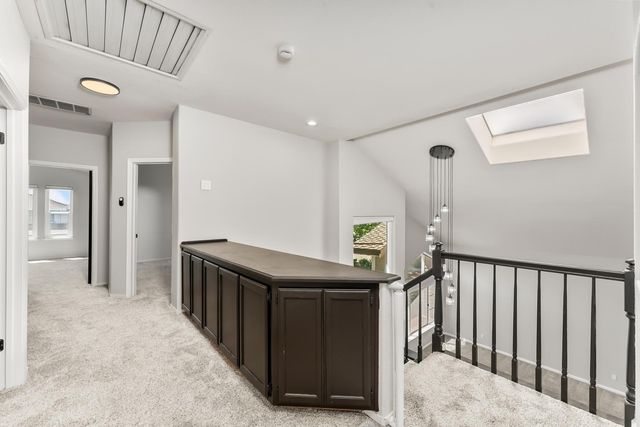 340 N Lexington Dr, Folsom, CA 95630