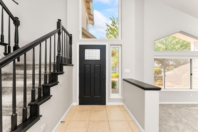 340 N Lexington Dr, Folsom, CA 95630