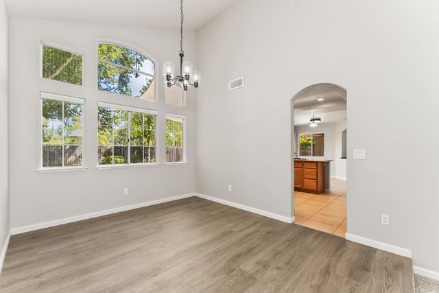 340 N Lexington Dr, Folsom, CA 95630