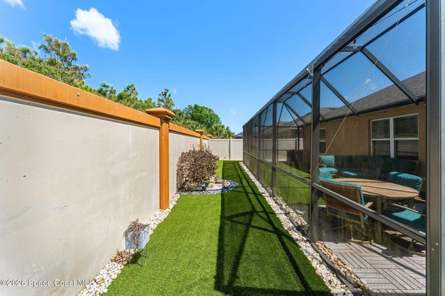 202 Alamere Drive SW, Palm Bay, FL 32908