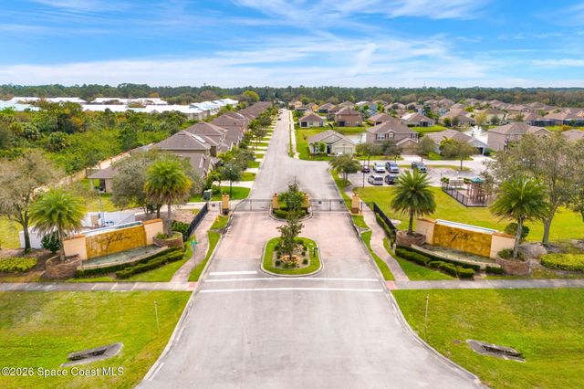 202 Alamere Drive SW, Palm Bay, FL 32908