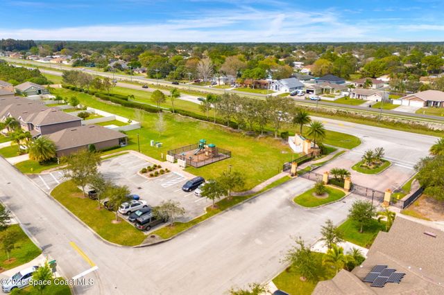 202 Alamere Drive SW, Palm Bay, FL 32908