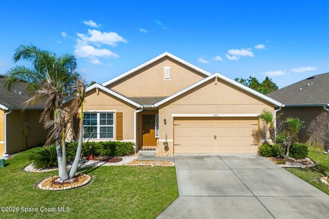 202 Alamere Drive SW, Palm Bay, FL 32908