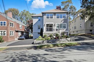 16 Park Ave 2, Winchester, MA 01890