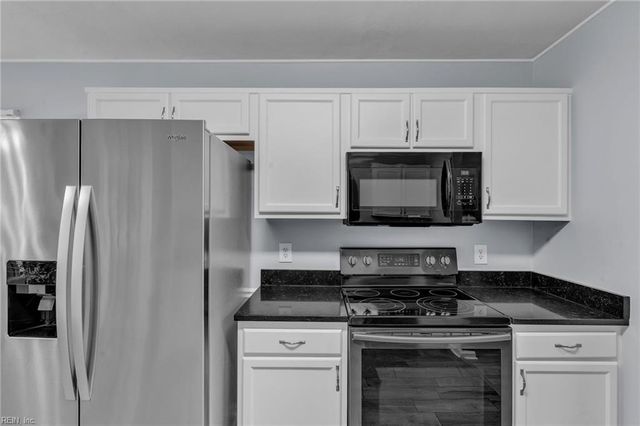 9502 Jenny CT, Norfolk, VA 23503