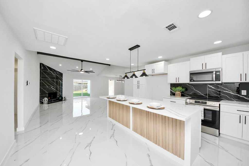 22718 Carter Moir Lane, Katy, TX 77449