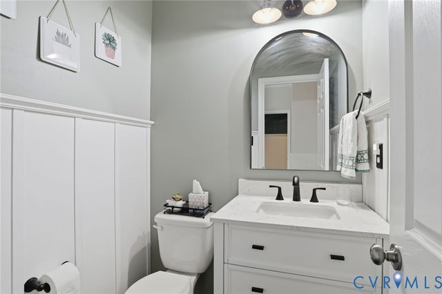 8907 Lavenham Loop, Midlothian, VA 23112