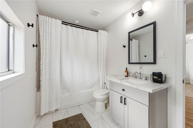 1520 Baker Avenue, Bryan, TX 77803