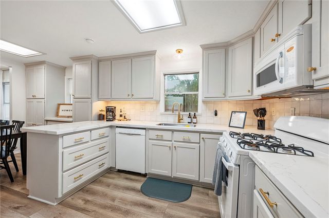 1520 Baker Avenue, Bryan, TX 77803