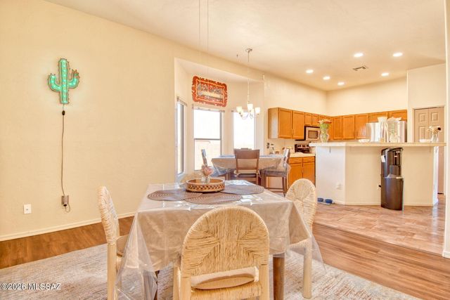 163 N Cheesebrush Avenue, Tucson, AZ 85748