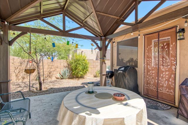 163 N Cheesebrush Avenue, Tucson, AZ 85748