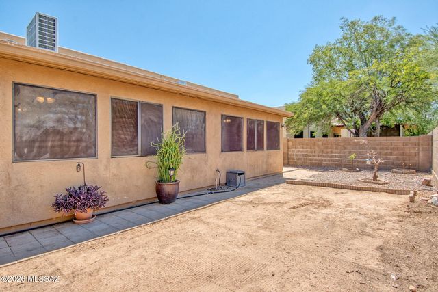 163 N Cheesebrush Avenue, Tucson, AZ 85748