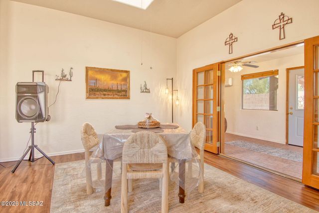 163 N Cheesebrush Avenue, Tucson, AZ 85748