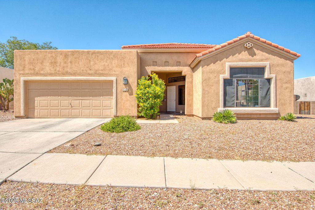 163 N Cheesebrush Avenue, Tucson, AZ 85748