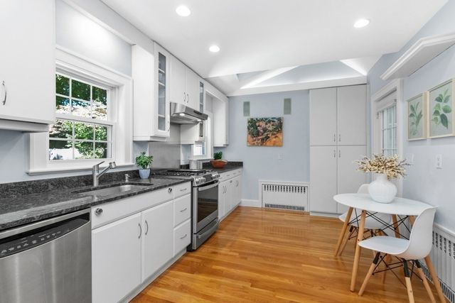 19 Saint Mary's St, Newton, MA 02462