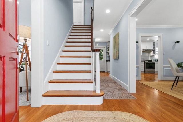 19 Saint Mary's St, Newton, MA 02462