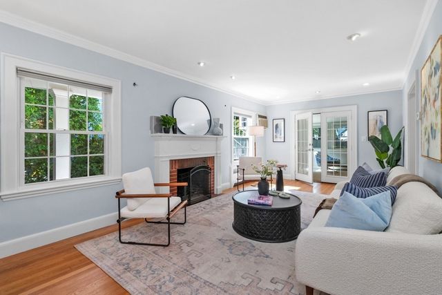 19 Saint Mary's St, Newton, MA 02462