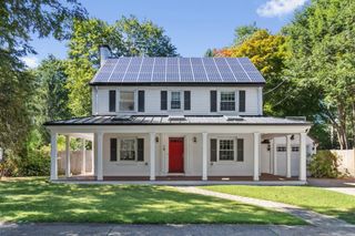 19 Saint Mary's St, Newton, MA 02462