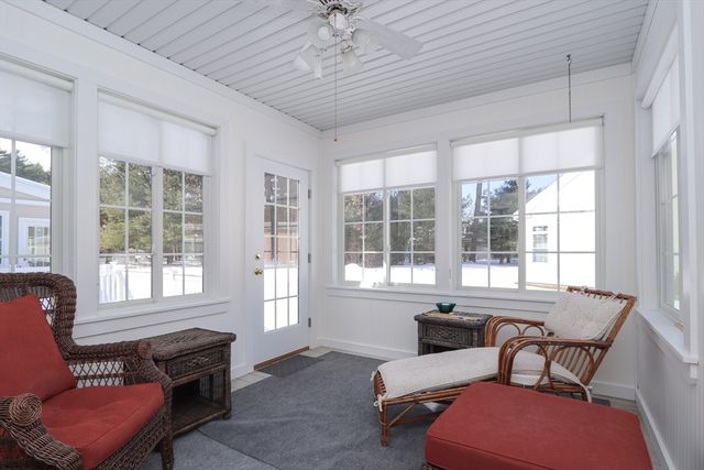 8 High Pine Circle 8, Wilbraham, MA 01095