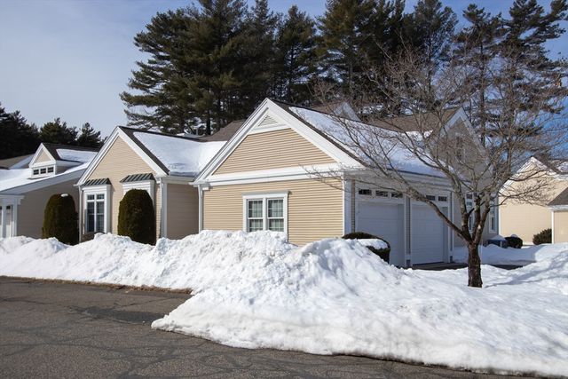 8 High Pine Circle 8, Wilbraham, MA 01095