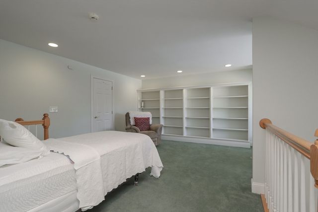 8 High Pine Circle 8, Wilbraham, MA 01095