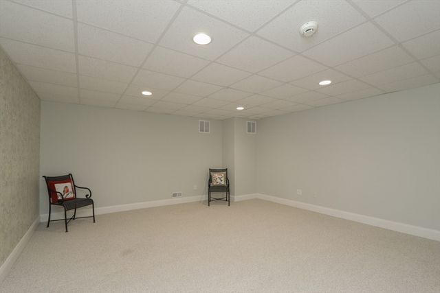 8 High Pine Circle 8, Wilbraham, MA 01095