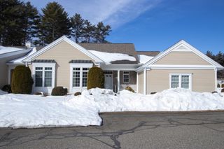 8 High Pine Circle 8, Wilbraham, MA 01095