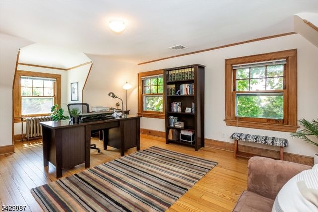 132 Christopher St, Montclair Twp., NJ 07042