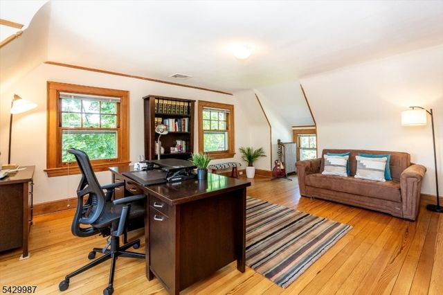 132 Christopher St, Montclair Twp., NJ 07042