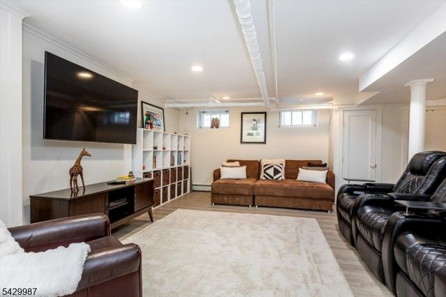 132 Christopher St, Montclair Twp., NJ 07042