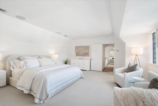 8 South Drive, Larchmont, NY 10538