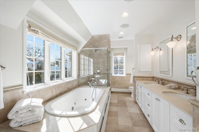 8 South Drive, Larchmont, NY 10538