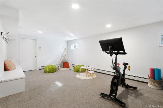 8 South Drive, Larchmont, NY 10538