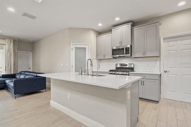 17880 MOON RISE PASS, Land O Lakes, FL 34638